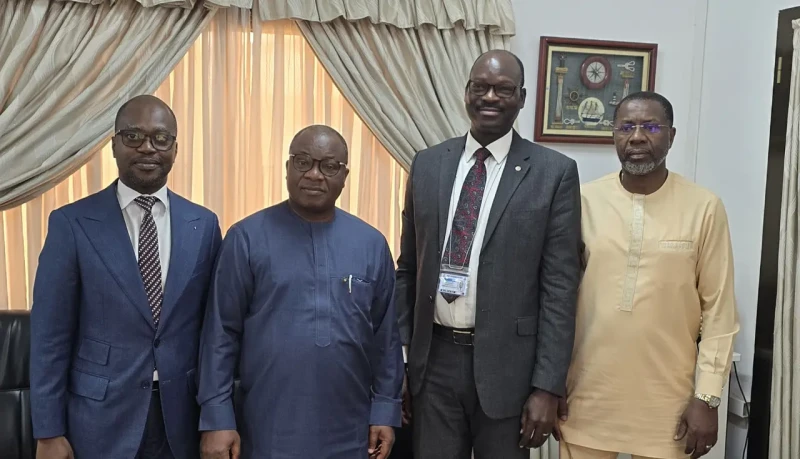 visite-de-courtoisie-d-une-delegation-de-scanning-systems-au-secretaire-general-de-l-a2pl-5